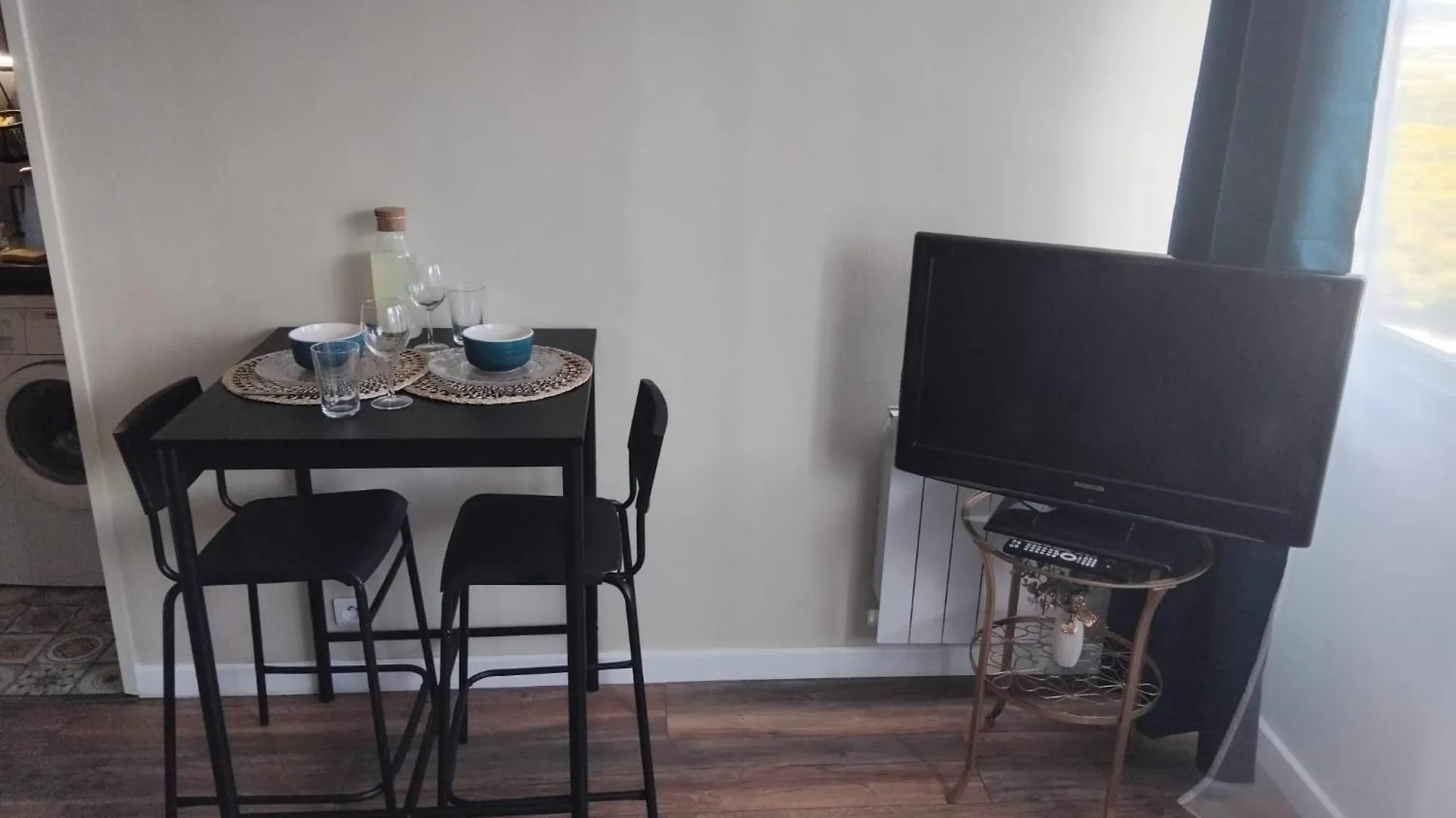 Appartement Studio Hyeres Port Et Iles D'Or.